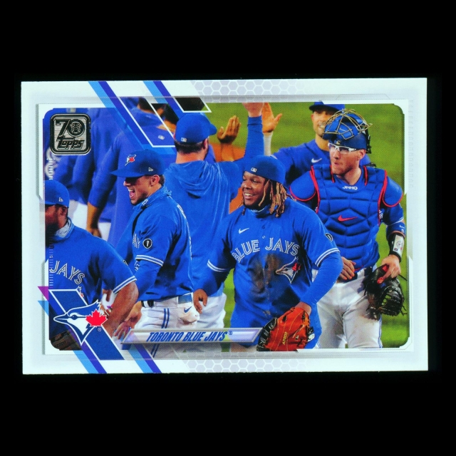 Toronto Blue Jays Topps 2021 Team Card Rogers Centre