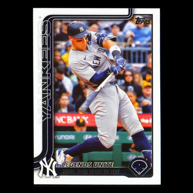 Aaron Judge 2025 Topps Update Checklist Yankees