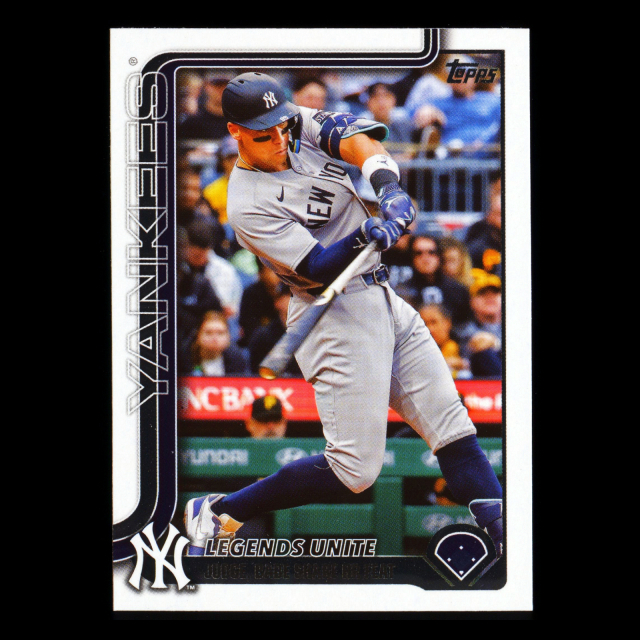 Aaron Judge 2025 Topps Update Checklist Yankees
