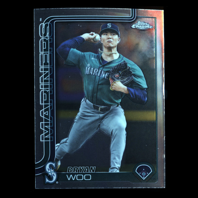 Bryan Woo 2025 Topps Chrome Update Mariners
