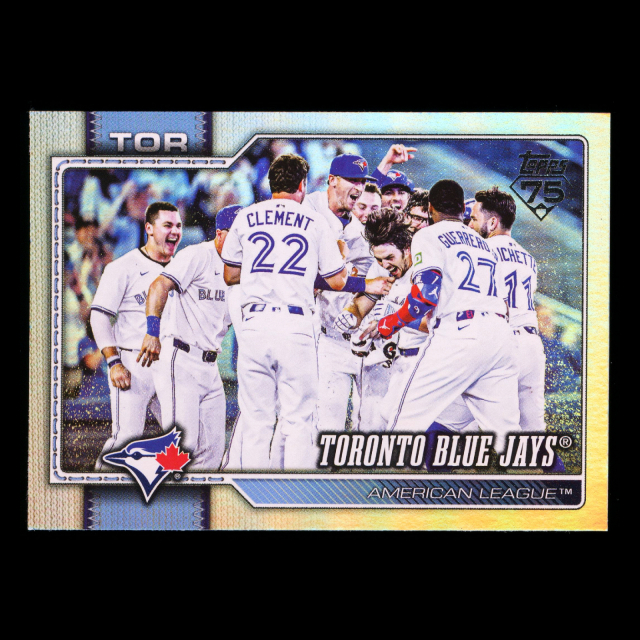 Toronto Blue Jays 2026 Topps Team Card Rainbow Foil Blue Jays