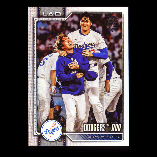 Shohei Ohtani 2026 Topps Combo Card Dodgers