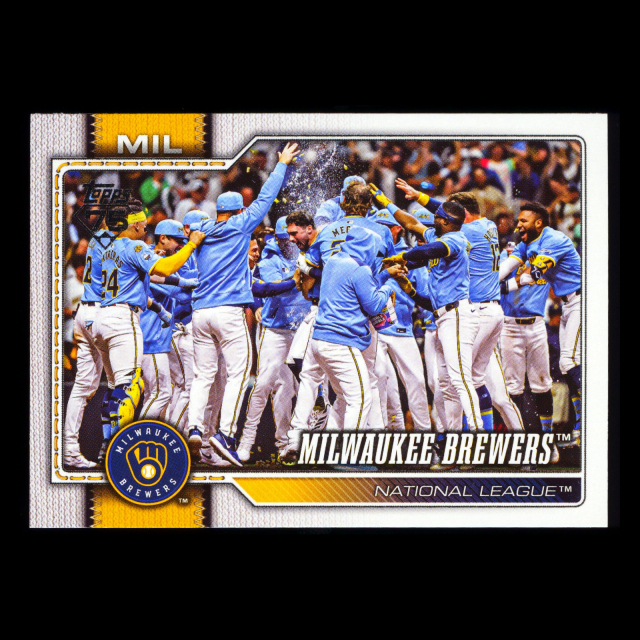 Milwaukee Brewers 2026 Topps Team Card Brewers