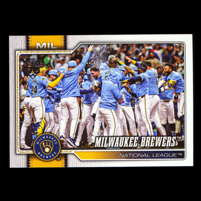 Milwaukee Brewers 2026 Topps Team Card Brewers