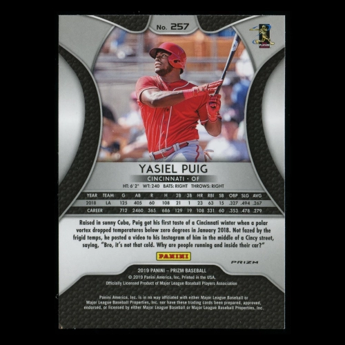 Yasiel Puig 2019 Prizm Cosmic Haze Reds