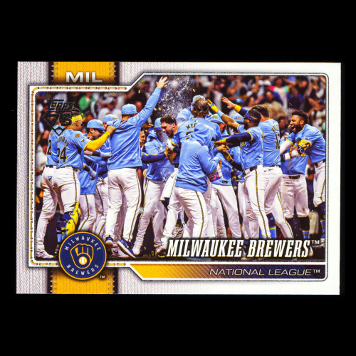 Milwaukee Brewers 2026 Topps Team Card Brewers